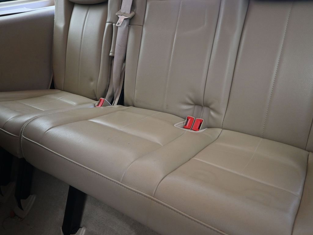 Used 2012 Ford Expedition XLT RWD image 17