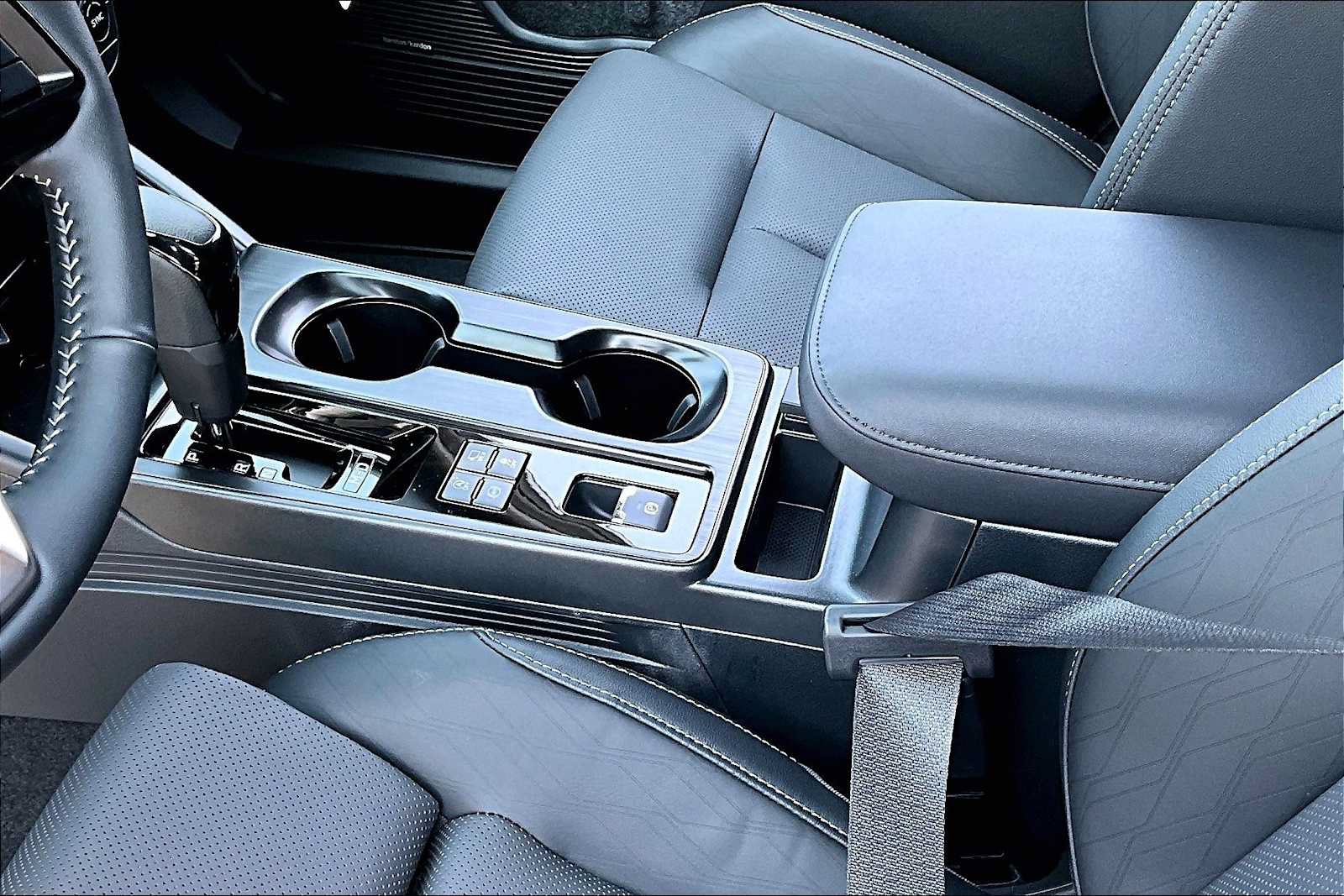 New 2026 Subaru Outback Touring XT AWD/4WD image 7