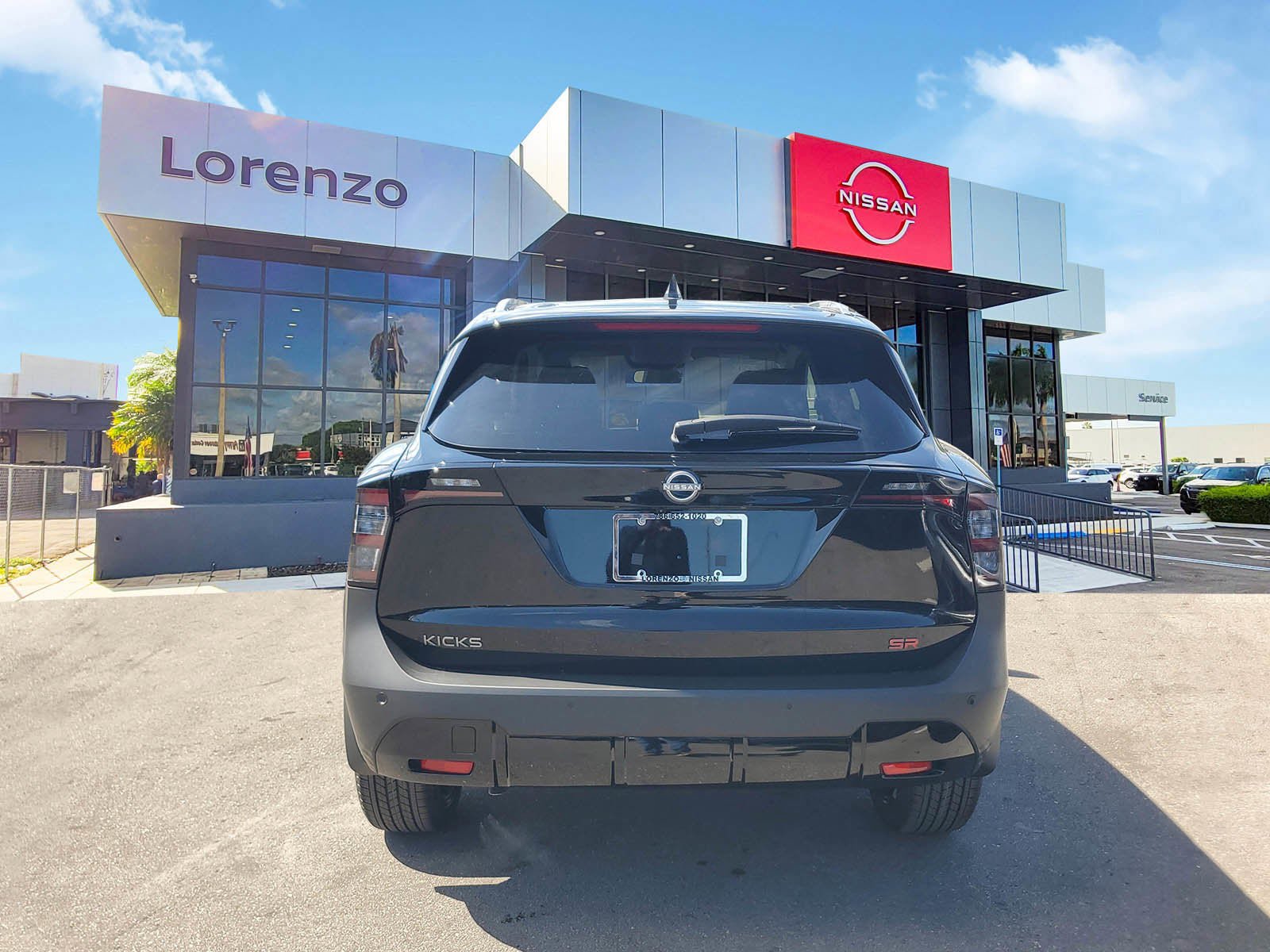 New 2026 Nissan Kicks SR FWD image 5