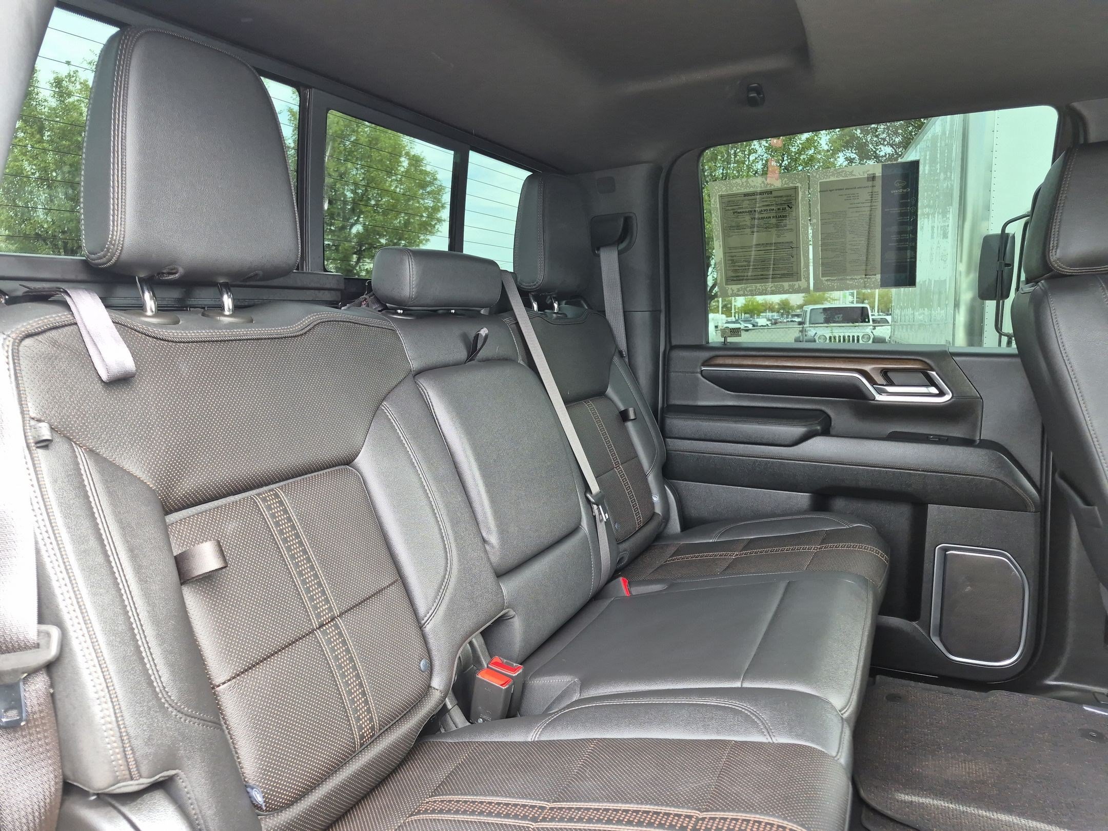 Certified 2024 Chevrolet Silverado 3500 High Country w/ High Country Premium Package AWD/4WD image 28