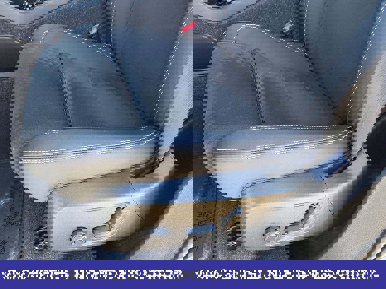 Certified 2025 Volvo XC40 B5 Plus image 26