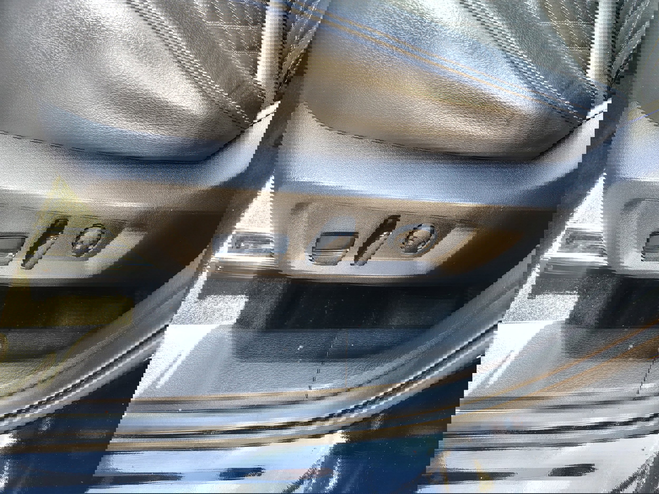 Used 2022 Mitsubishi Outlander SEL image 19