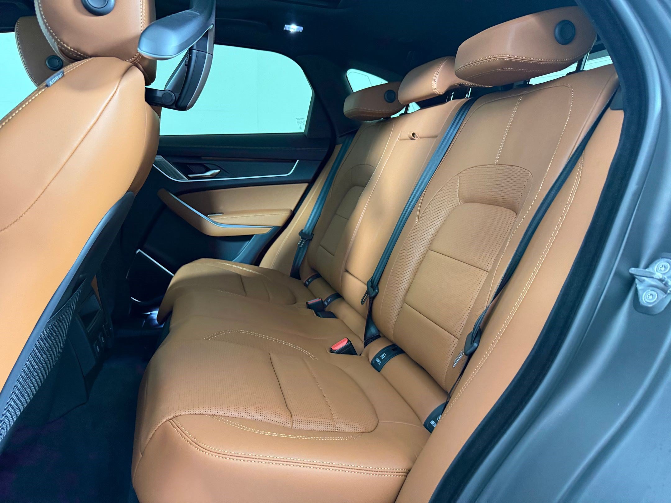New 2026 Jaguar F-PACE R-Dynamic S AWD/4WD image 22