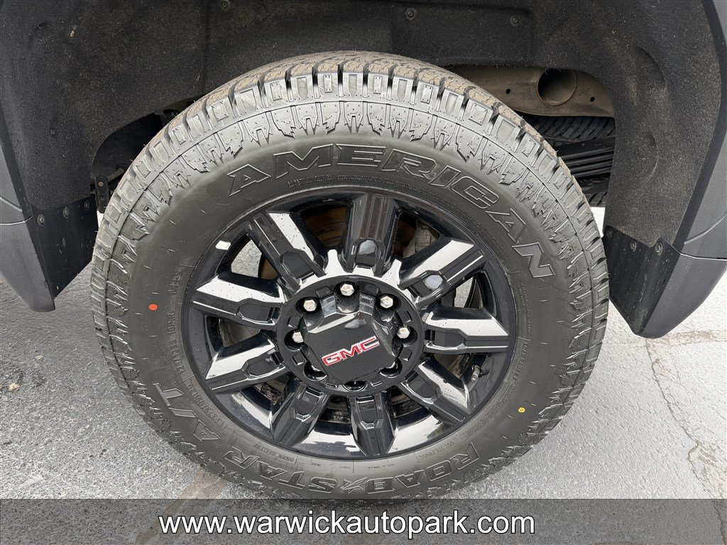 Used 2025 GMC Sierra 2500 AT4 AWD/4WD image 15