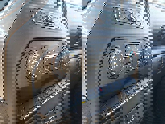 Used 2022 Chevrolet Silverado 1500 Custom w/ Safety Confidence Package image 74