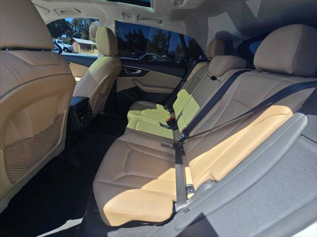 Used 2023 Audi Q8 Premium w/ Convenience Package AWD/4WD image 18