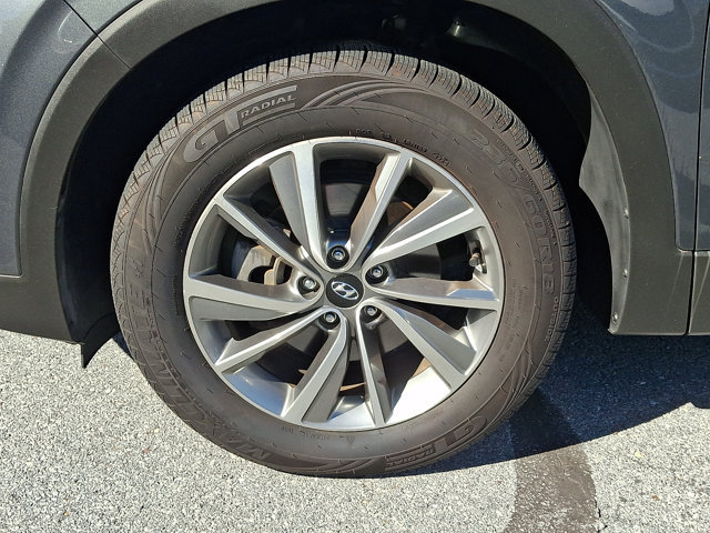 Used 2019 Hyundai Santa Fe SEL AWD/4WD image 8