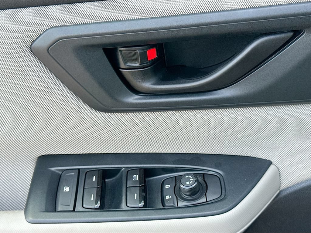 Certified 2025 Subaru Forester AWD/4WD image 23