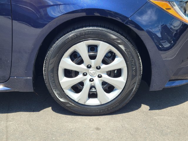 Used 2023 Toyota Corolla LE FWD image 24