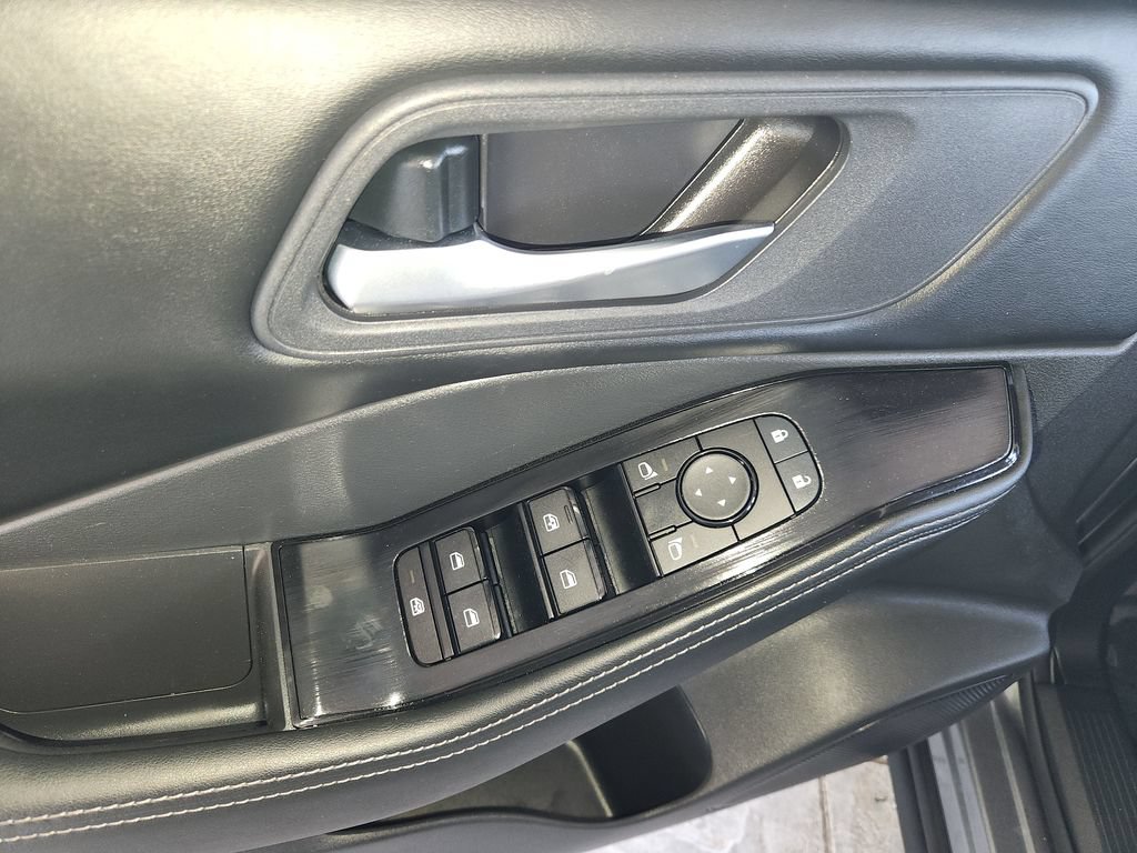 Used 2026 Nissan Rogue SV FWD image 29