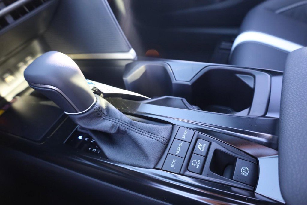 New 2026 Toyota Camry SE AWD/4WD image 15