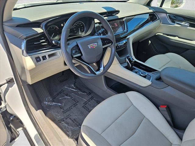 Used 2020 Cadillac XT6 Premium Luxury AWD/4WD image 11