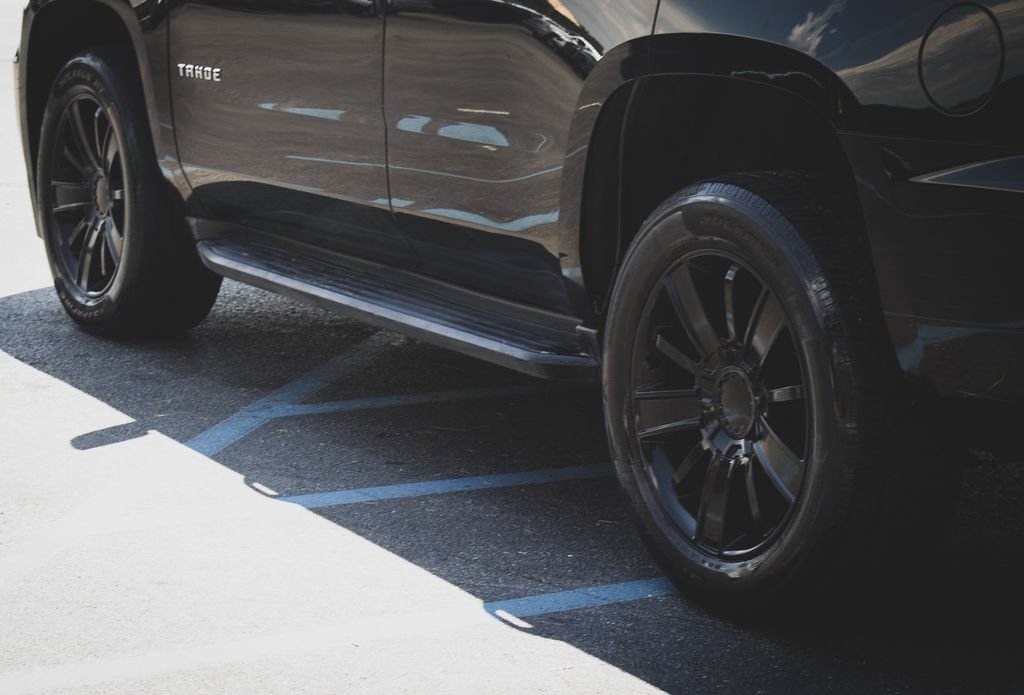 Used 2015 Chevrolet Tahoe LT AWD/4WD image 9