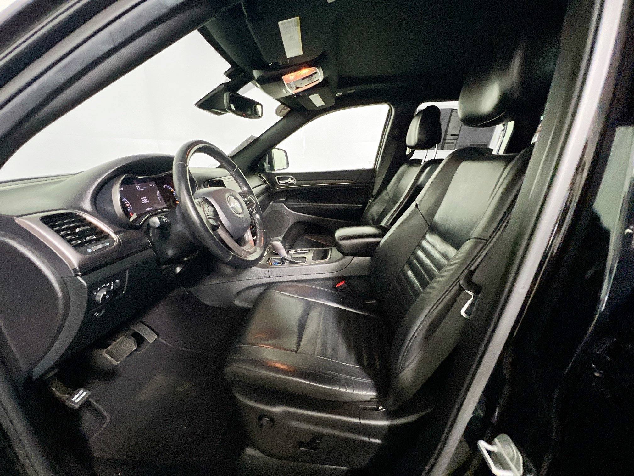 Used 2019 Jeep Grand Cherokee Limited X RWD image 14