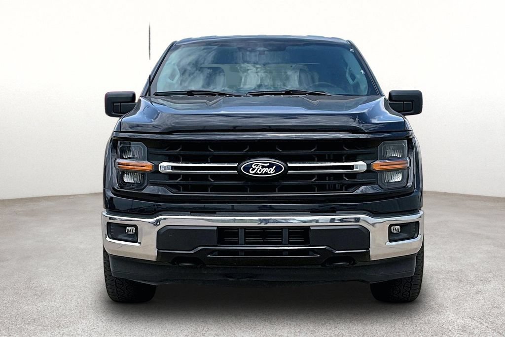 Used 2025 Ford F150 XLT w/ Equipment Group 301A Standard AWD/4WD image 4