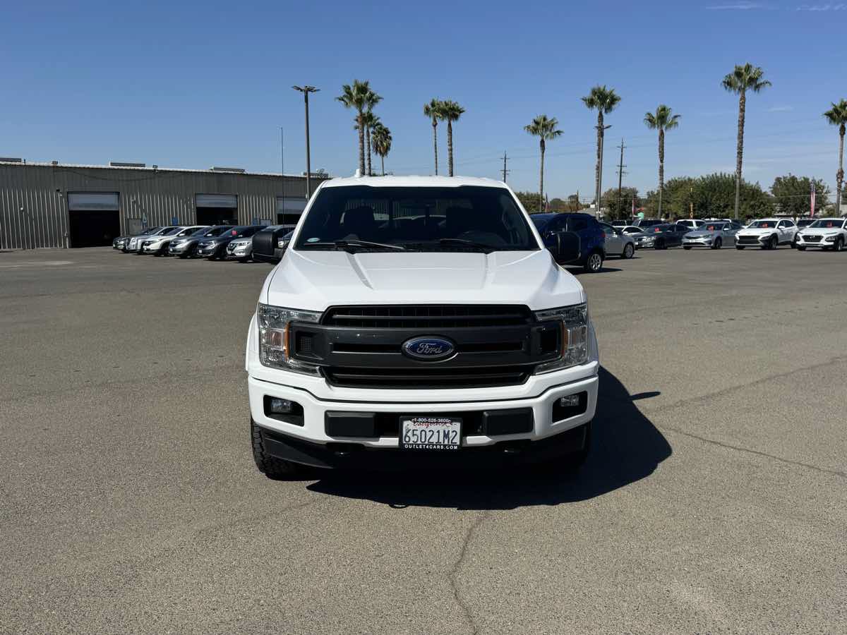 Used 2018 Ford F150 XLT w/ Equipment Group 302A Luxury AWD/4WD image 4