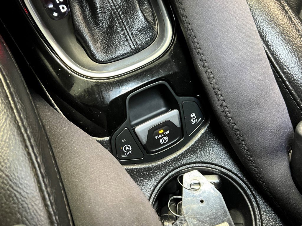 Certified 2021 Jeep Compass Latitude w/ Sun and Sound Group image 51