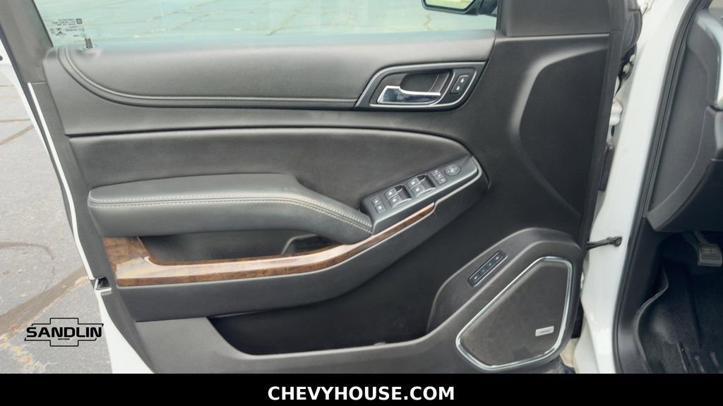 Used 2019 Chevrolet Suburban LT AWD/4WD image 10