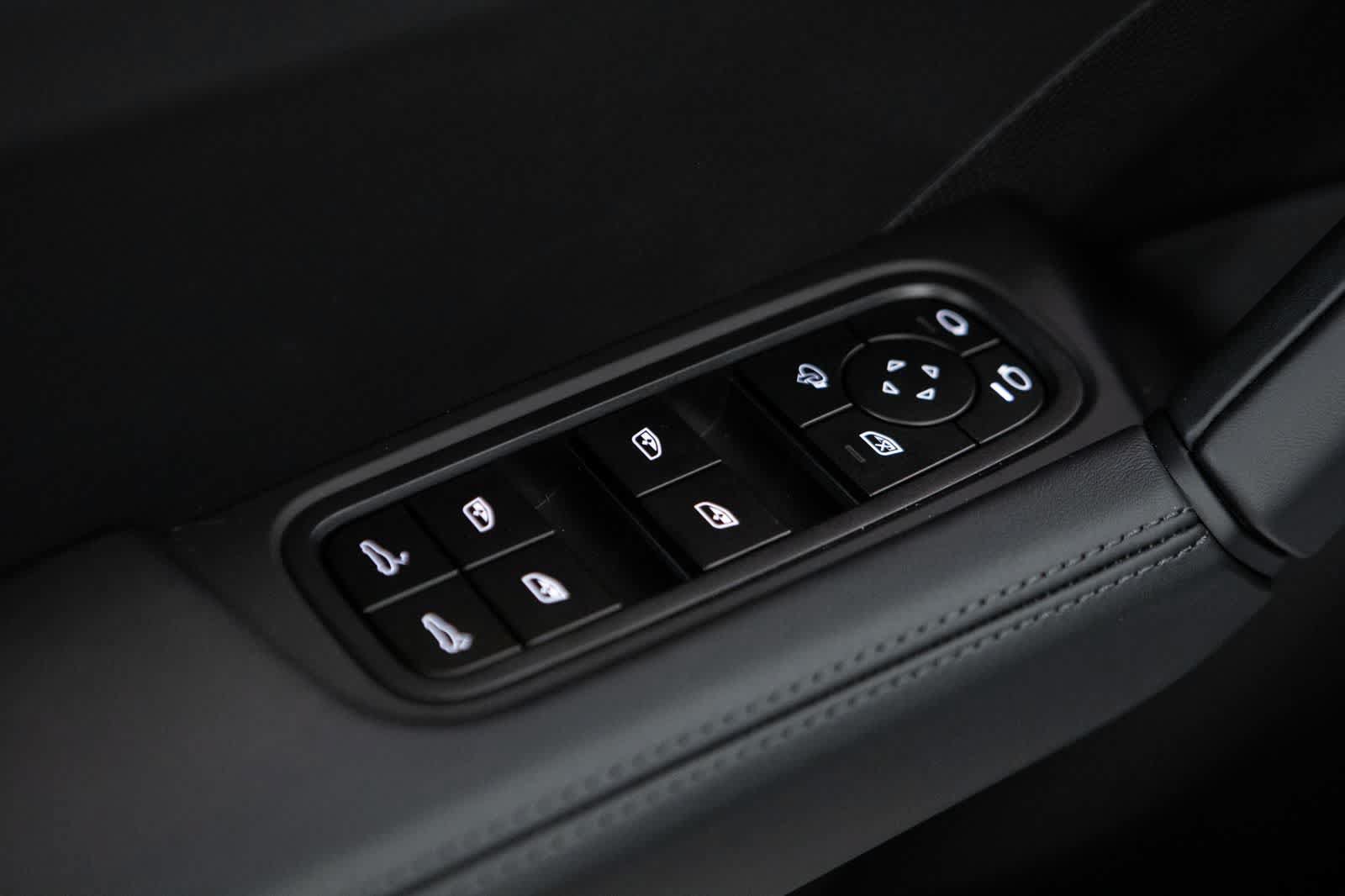 New 2026 Porsche Cayenne S AWD/4WD image 24