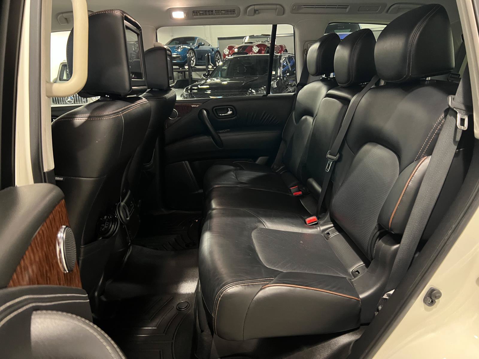 Used 2020 Nissan Armada Platinum w/ Interior Lighting Package AWD/4WD image 30
