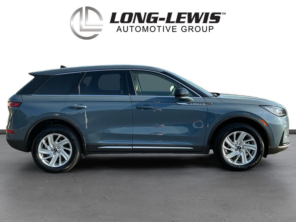 Used 2023 Lincoln Corsair FWD image 8