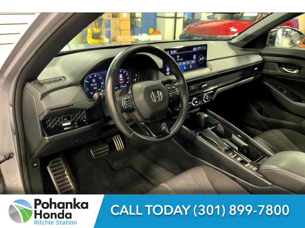 Used 2023 Honda Accord Sport image 14