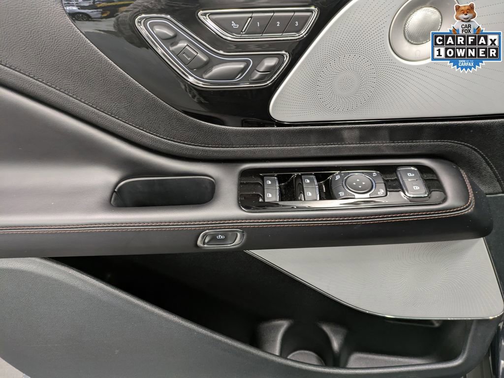 Used 2024 Lincoln Aviator Reserve w/ Equipment Group 201A image 10