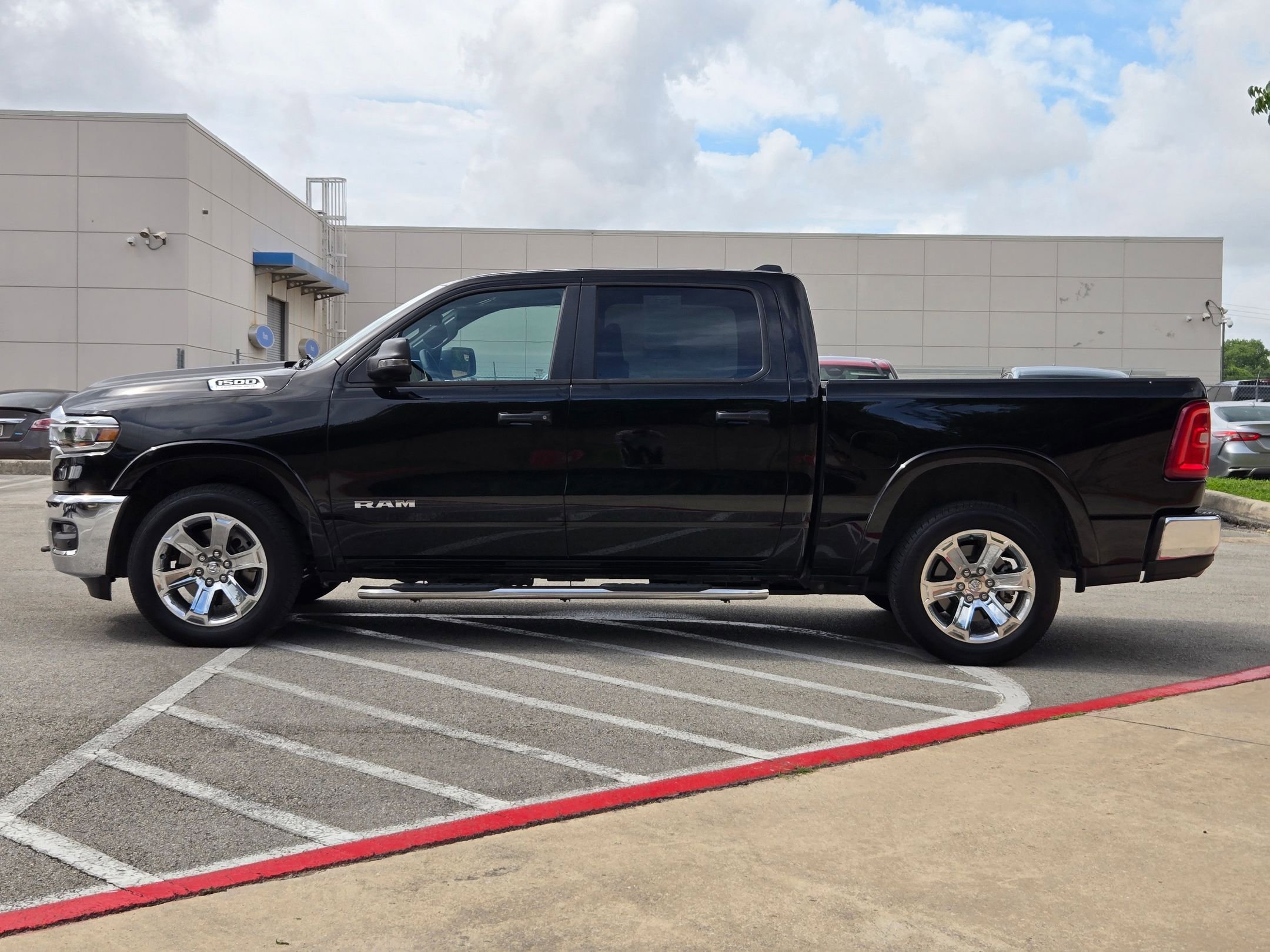 Used 2026 RAM 1500 Lone Star AWD/4WD image 6