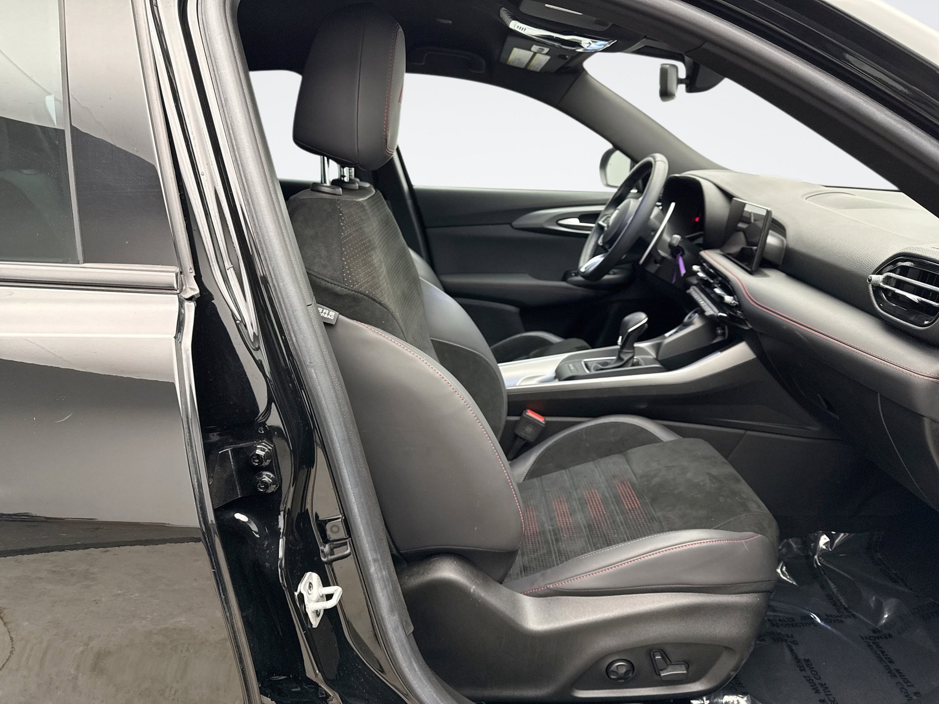 Used 2024 Dodge Hornet R/T image 17