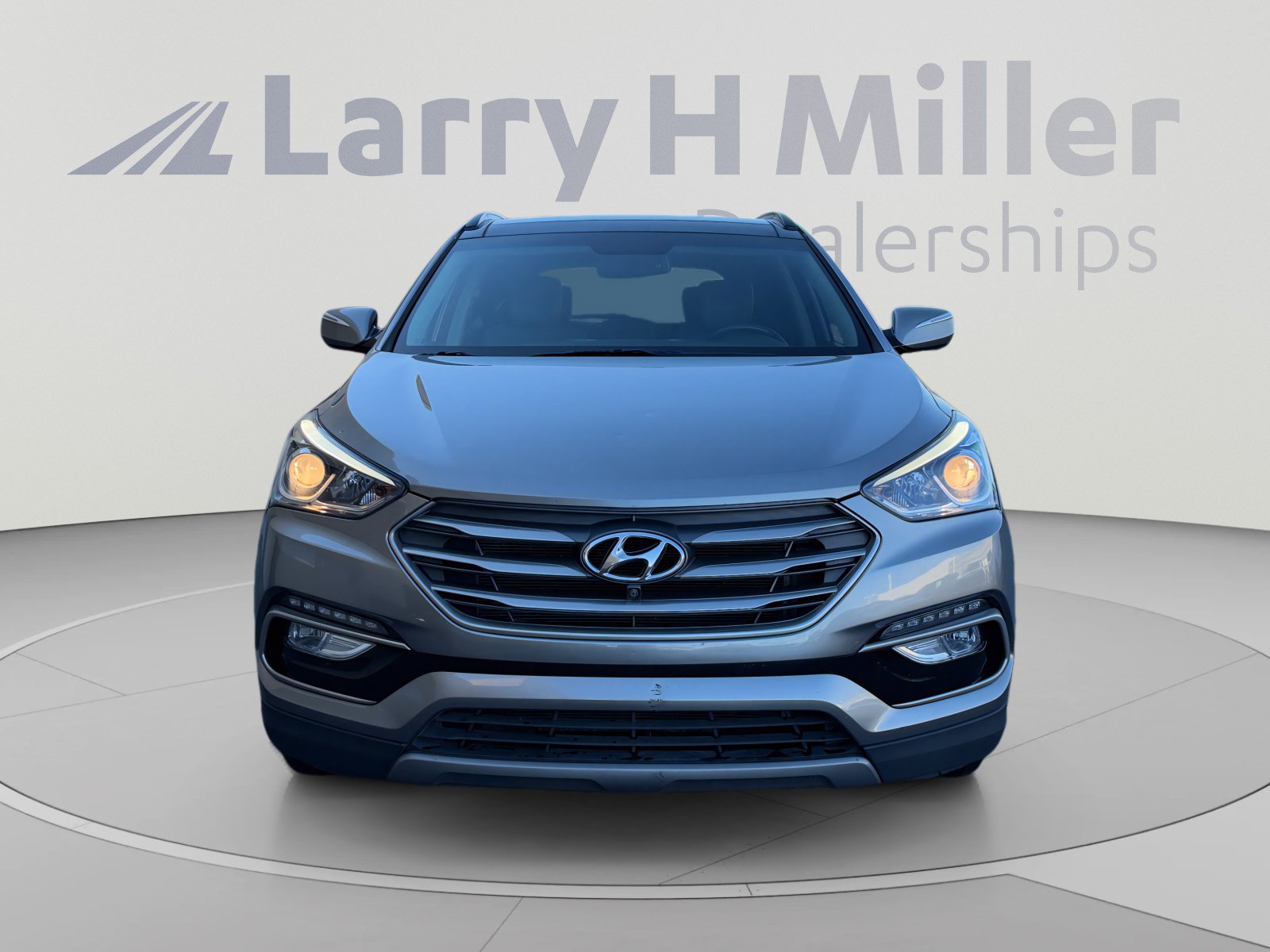 Used 2017 Hyundai Santa Fe Sport w/ 2.4L Tech Package 04 FWD image 8