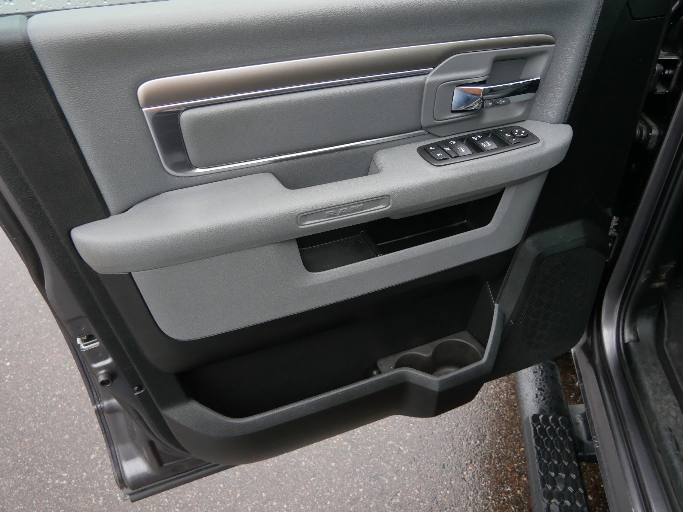 Certified 2018 RAM 1500 Big Horn image 22