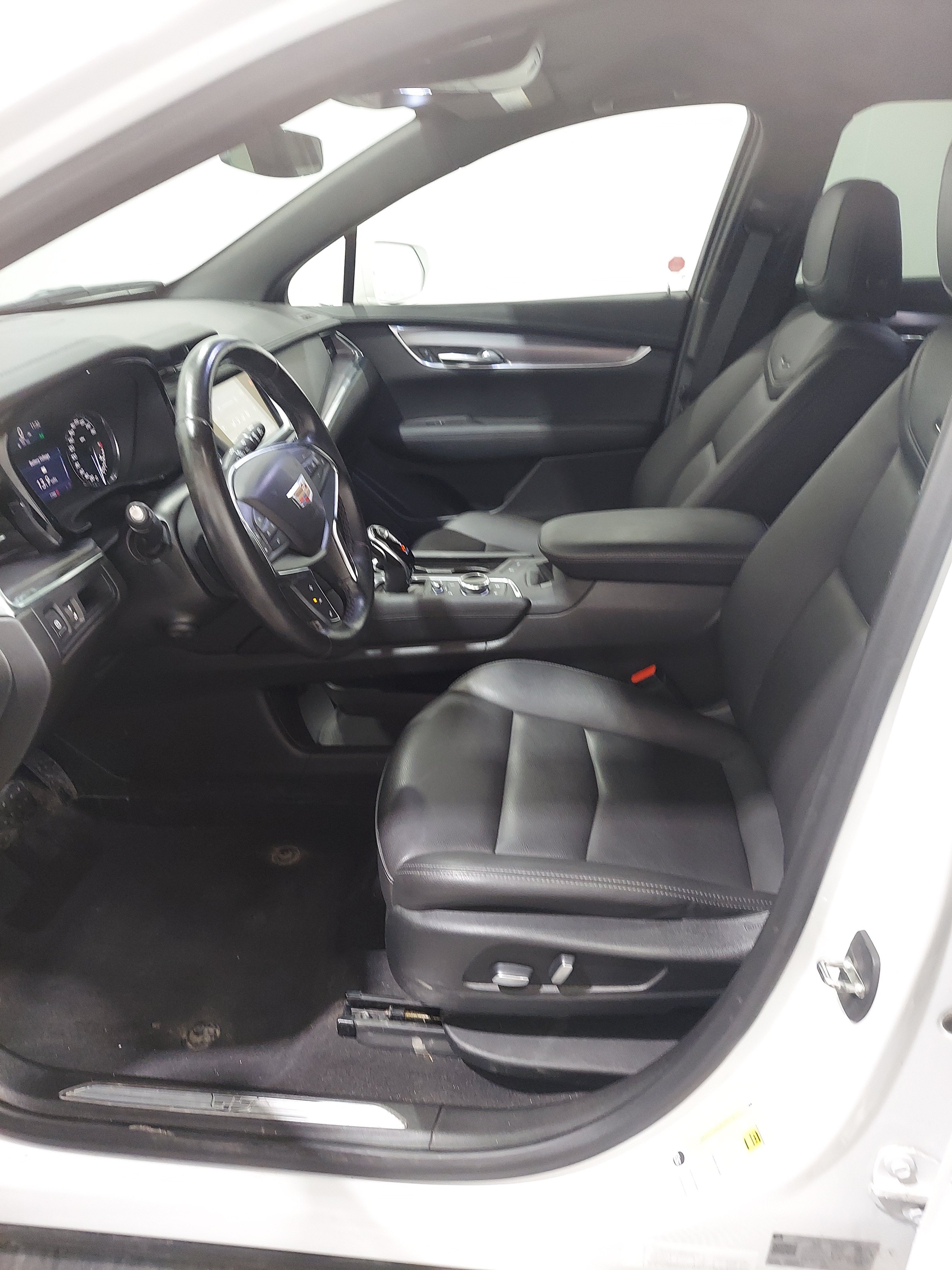 Used 2020 Cadillac XT5 Luxury FWD image 12