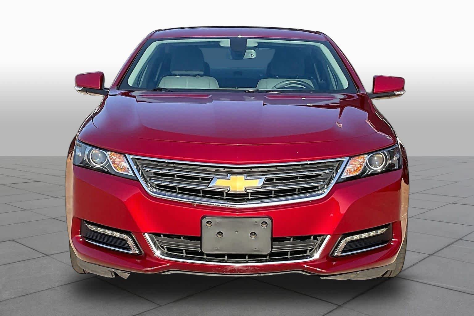 Used 2018 Chevrolet Impala LT w/ Sunroof and Spoiler Package FWD image 5