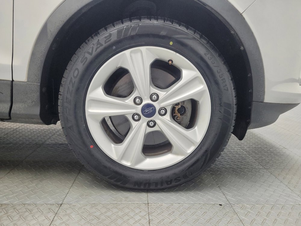 Used 2013 Ford Escape SE image 31