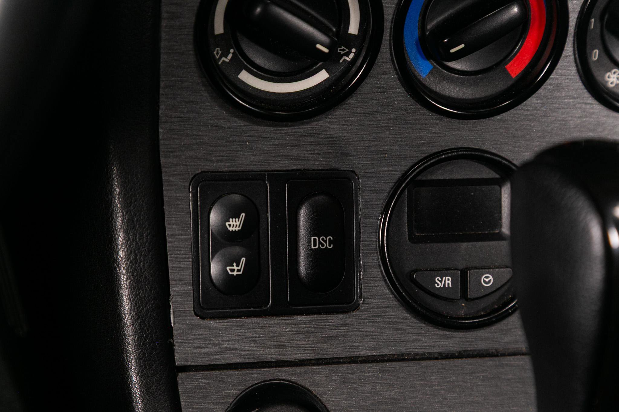 Used 2002 BMW Z3 2.5i RWD image 30