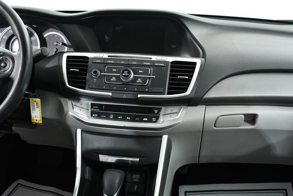 Used 2013 Honda Accord LX image 9