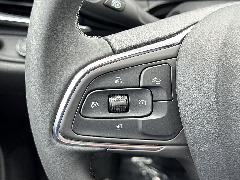 New 2026 Buick Envista Sport Touring FWD image 9