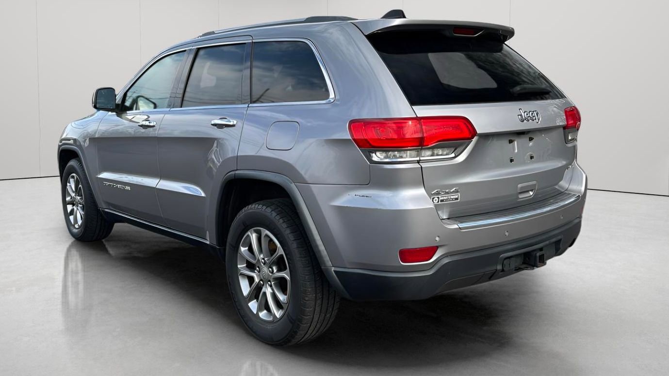 Used 2015 Jeep Grand Cherokee Limited w/ Luxury Group II image 8