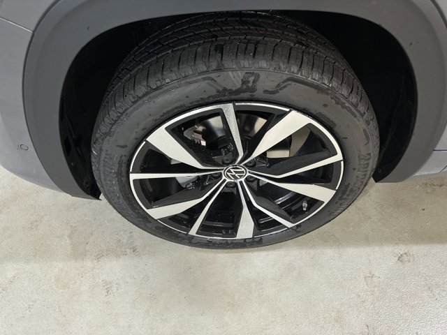 New 2026 Volkswagen Atlas SEL Premium R-Line image 11