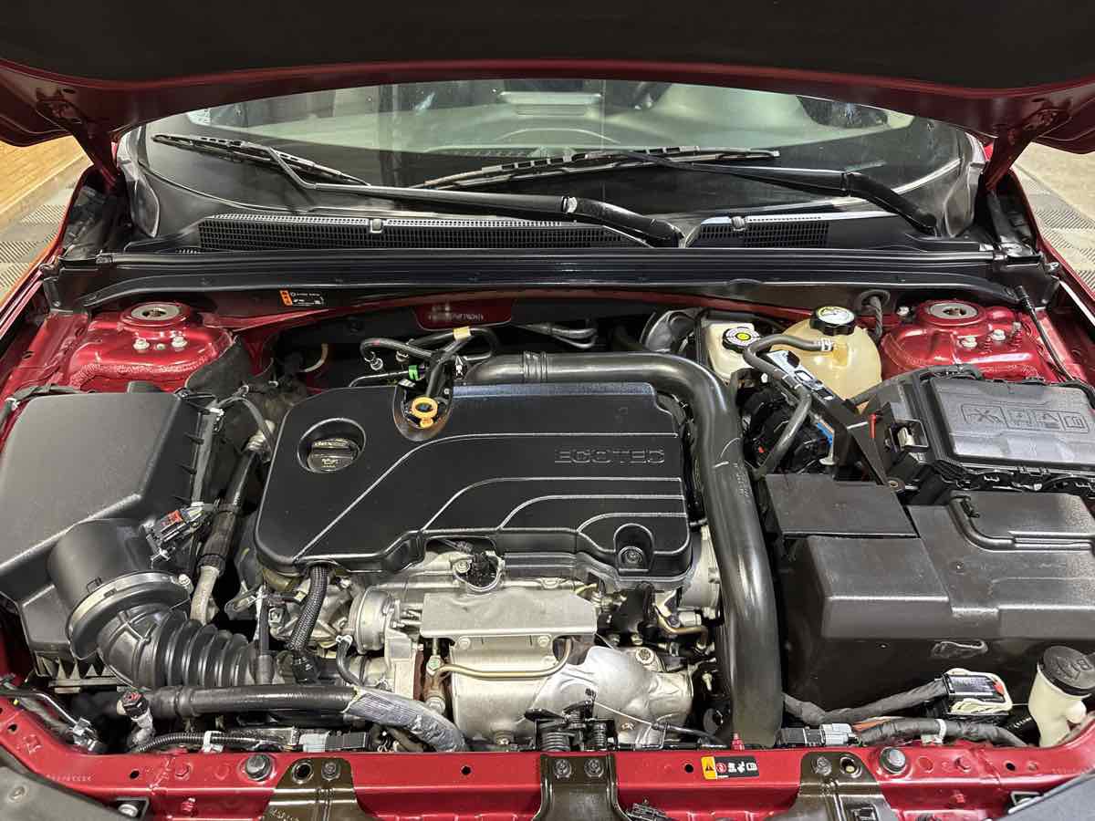 Used 2019 Chevrolet Malibu RS FWD image 29