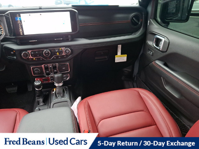 Used 2024 Jeep Wrangler Unlimited Rubicon 392 AWD/4WD image 21
