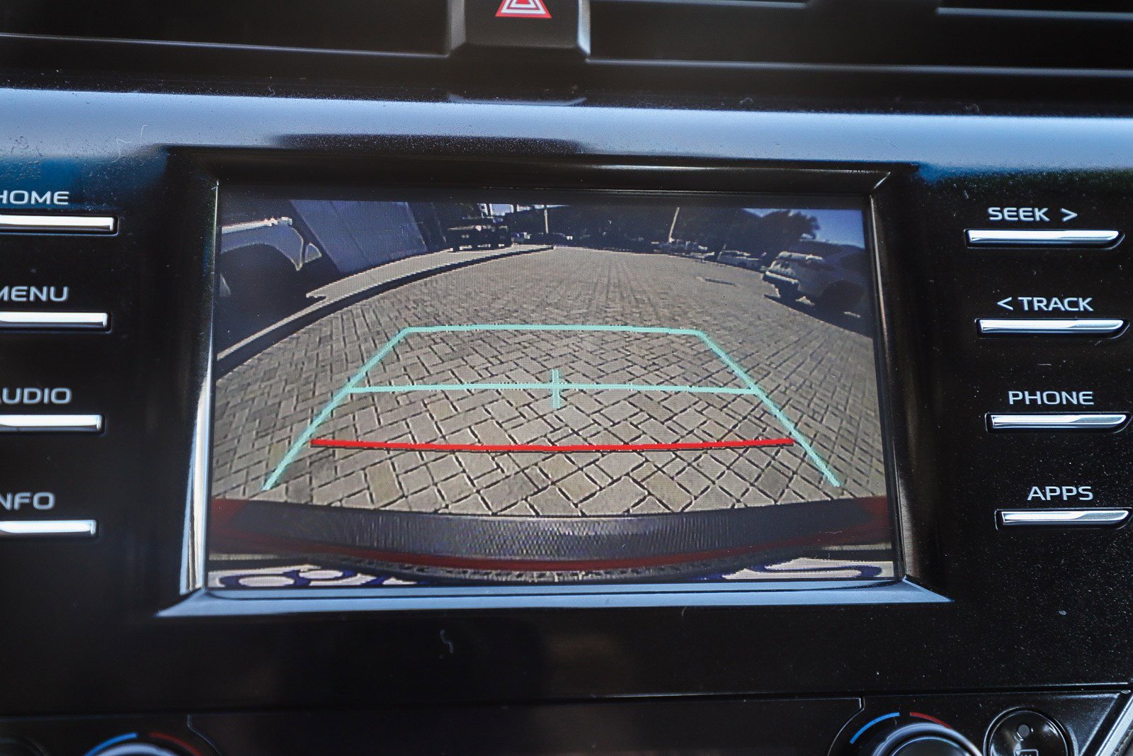 Used 2018 Toyota Camry SE FWD image 25