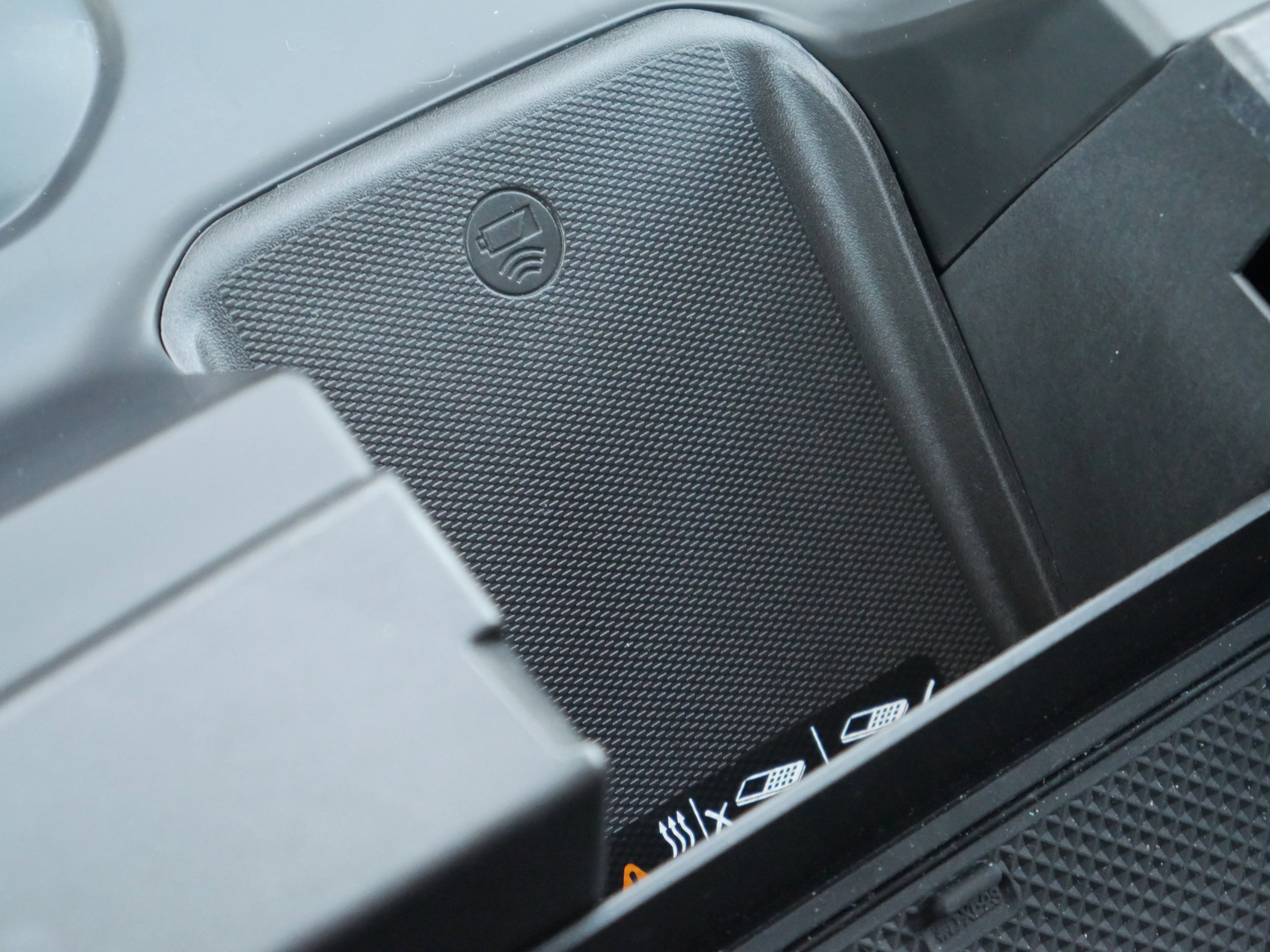 Used 2022 GMC Sierra 1500 AT4X image 17