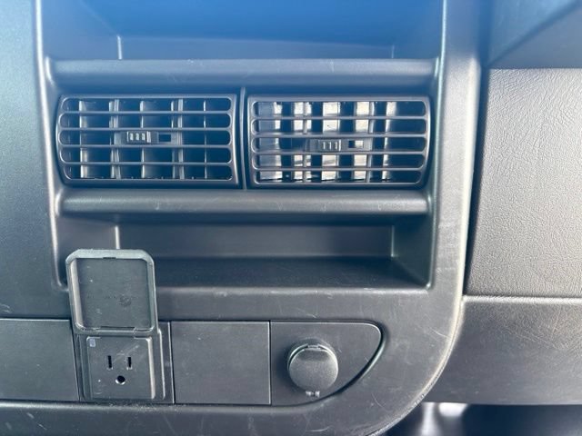 Used 2024 Chevrolet Express 2500 w/ Driver Convenience Package RWD image 23
