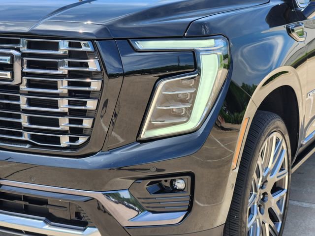 Used 2026 GMC Yukon Denali Ultimate w/ LPO, Floor Liner Package AWD/4WD image 9