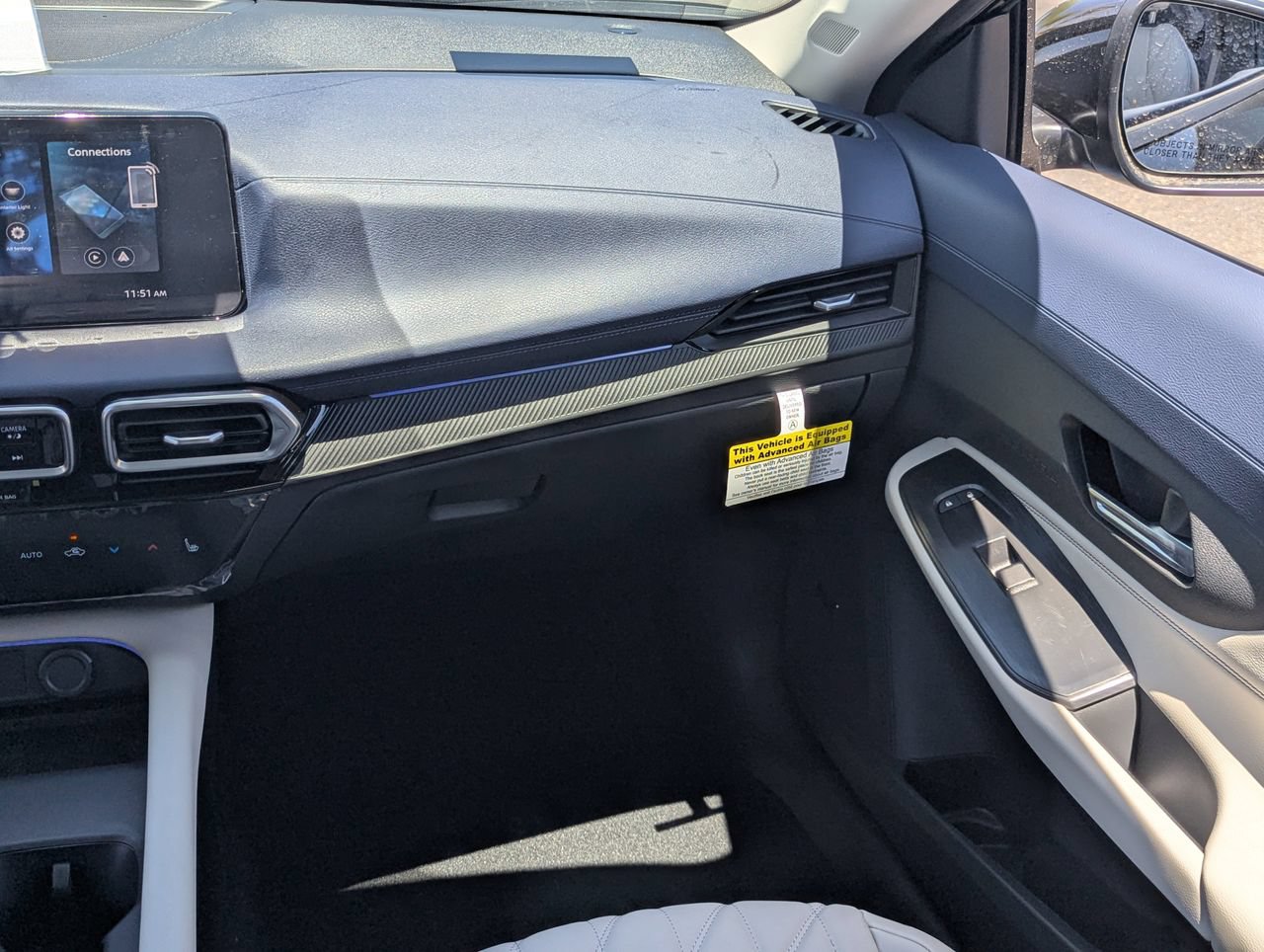 New 2026 Nissan Sentra SL w/ Floor Mat Package FWD image 22