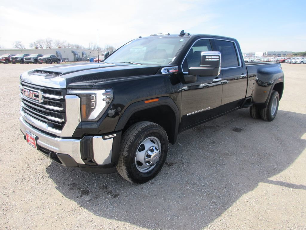 New 2026 GMC Sierra 3500 SLT w/ SLT Convenience Package image 10