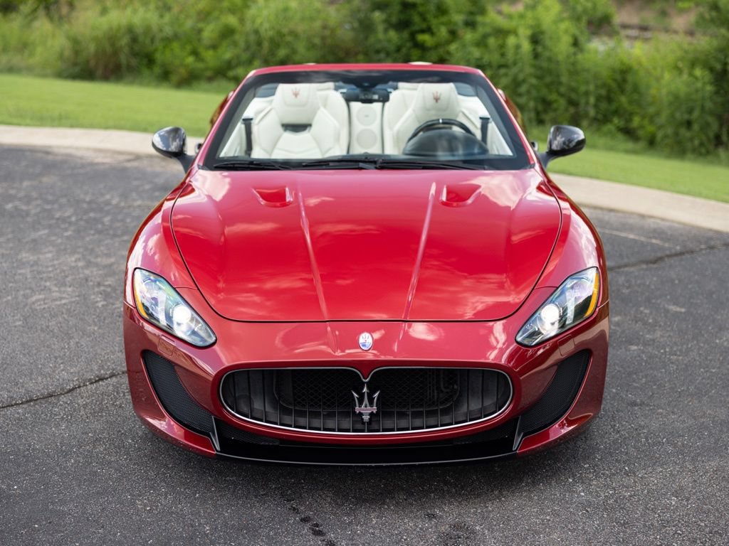 Used 2017 Maserati GranTurismo Convertible RWD image 11
