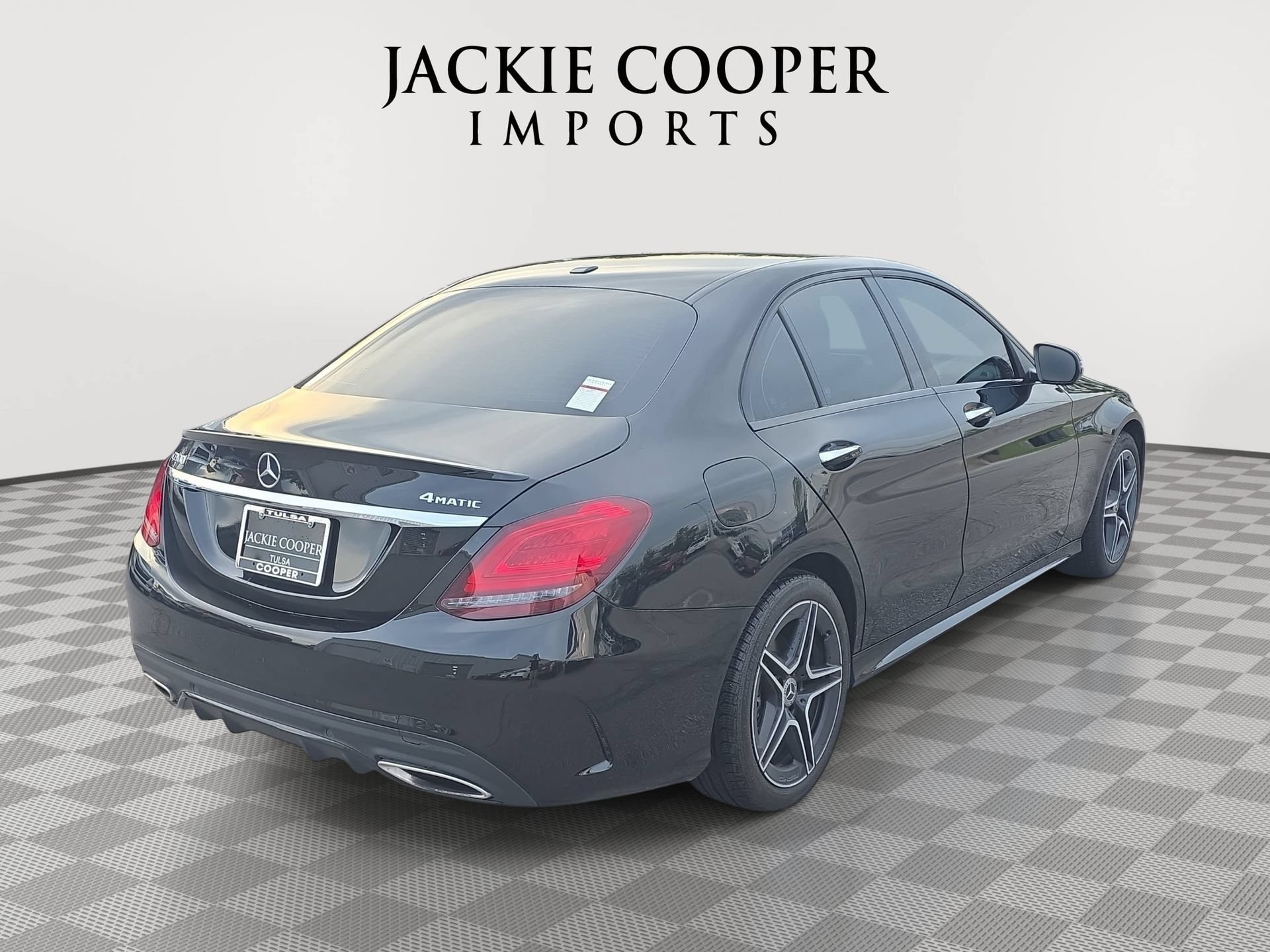 Used 2020 Mercedes-Benz C 300 4MATIC Sedan image 5