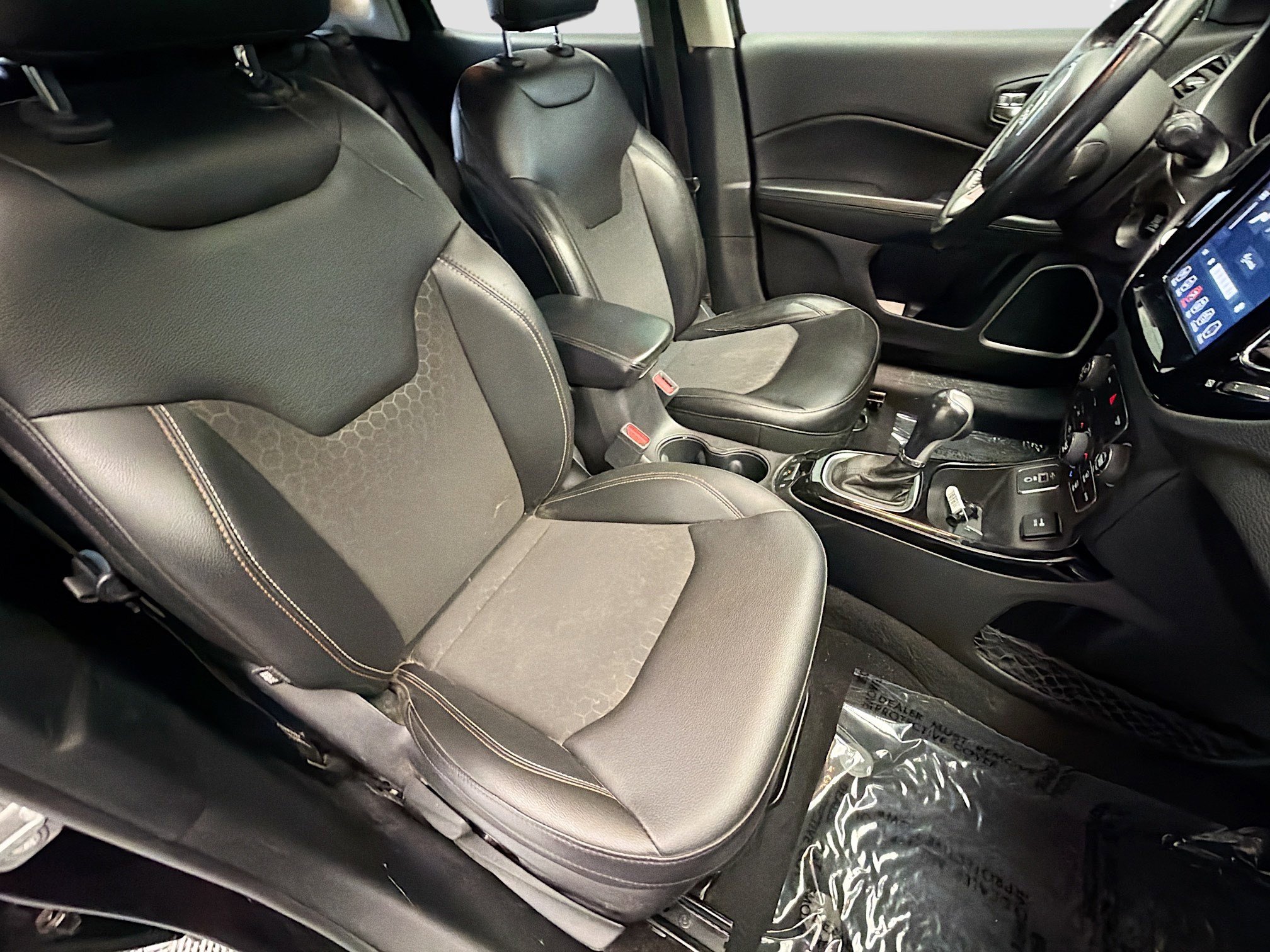 Used 2019 Jeep Compass Altitude image 14